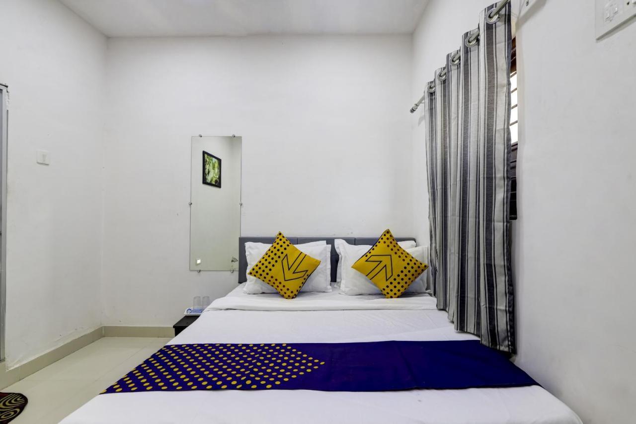 Spot On 71130 Hotel Shiv Krupa Anjār エクステリア 写真