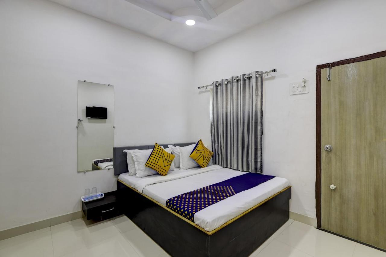 Spot On 71130 Hotel Shiv Krupa Anjār エクステリア 写真