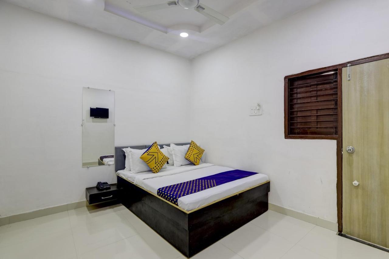 Spot On 71130 Hotel Shiv Krupa Anjār エクステリア 写真